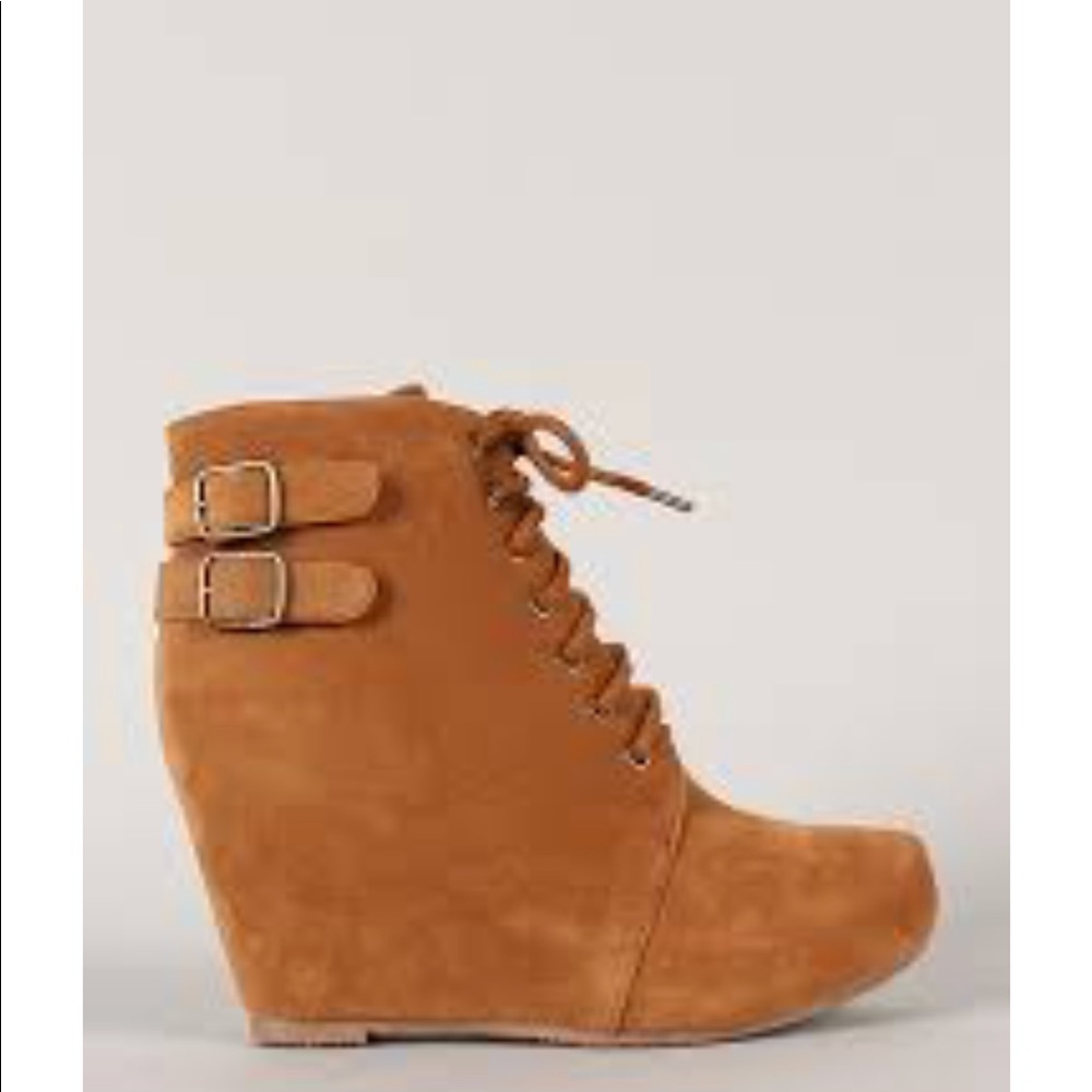 Bamboo Wedge bootie